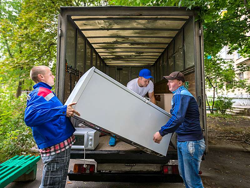 Доставка личныx вещей : Диван стиралка и холодильник+коробки с вещами из Ульяновска в Волгоград